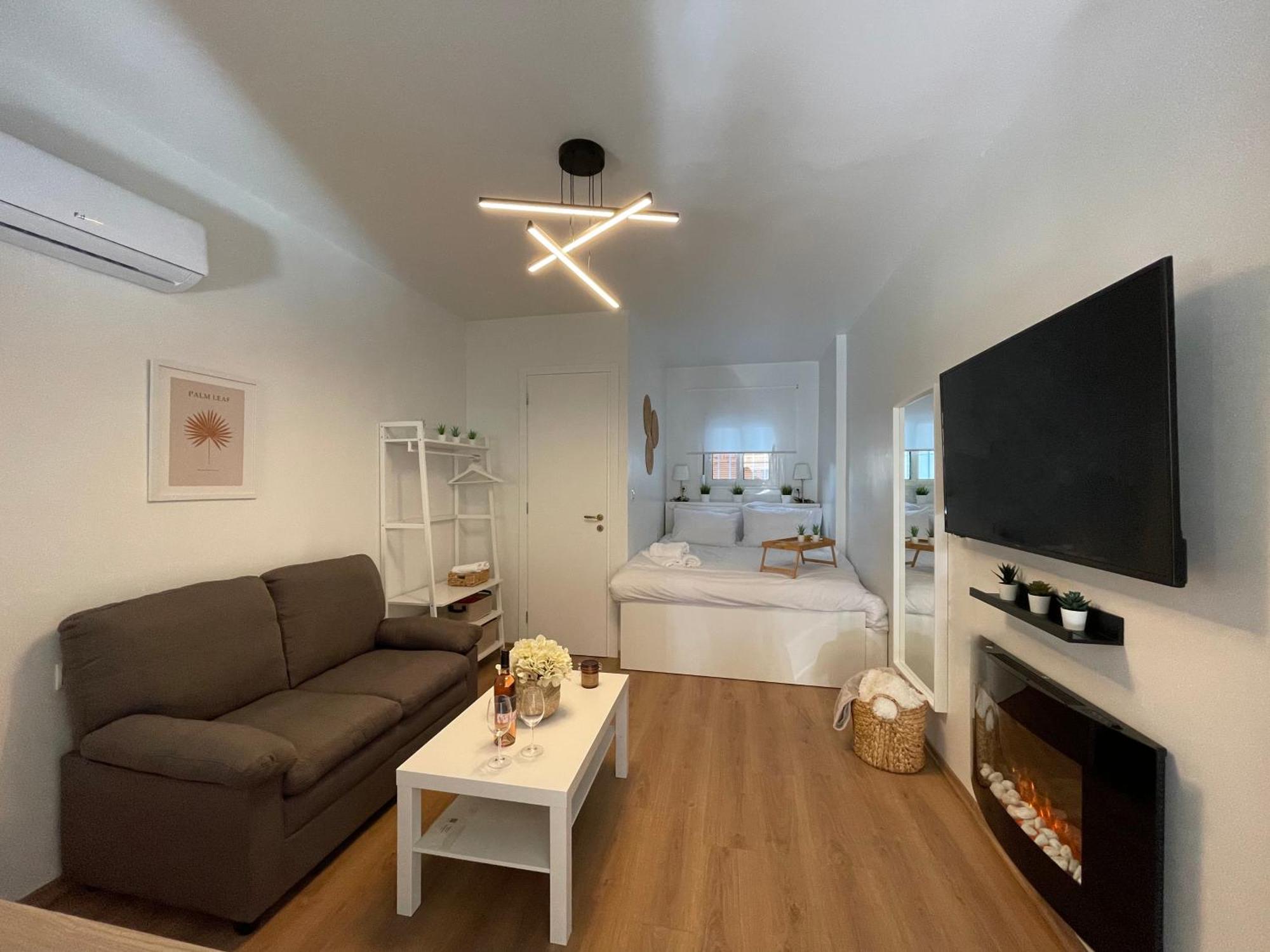 Persephone Stay Inn Elefsína Exteriér fotografie