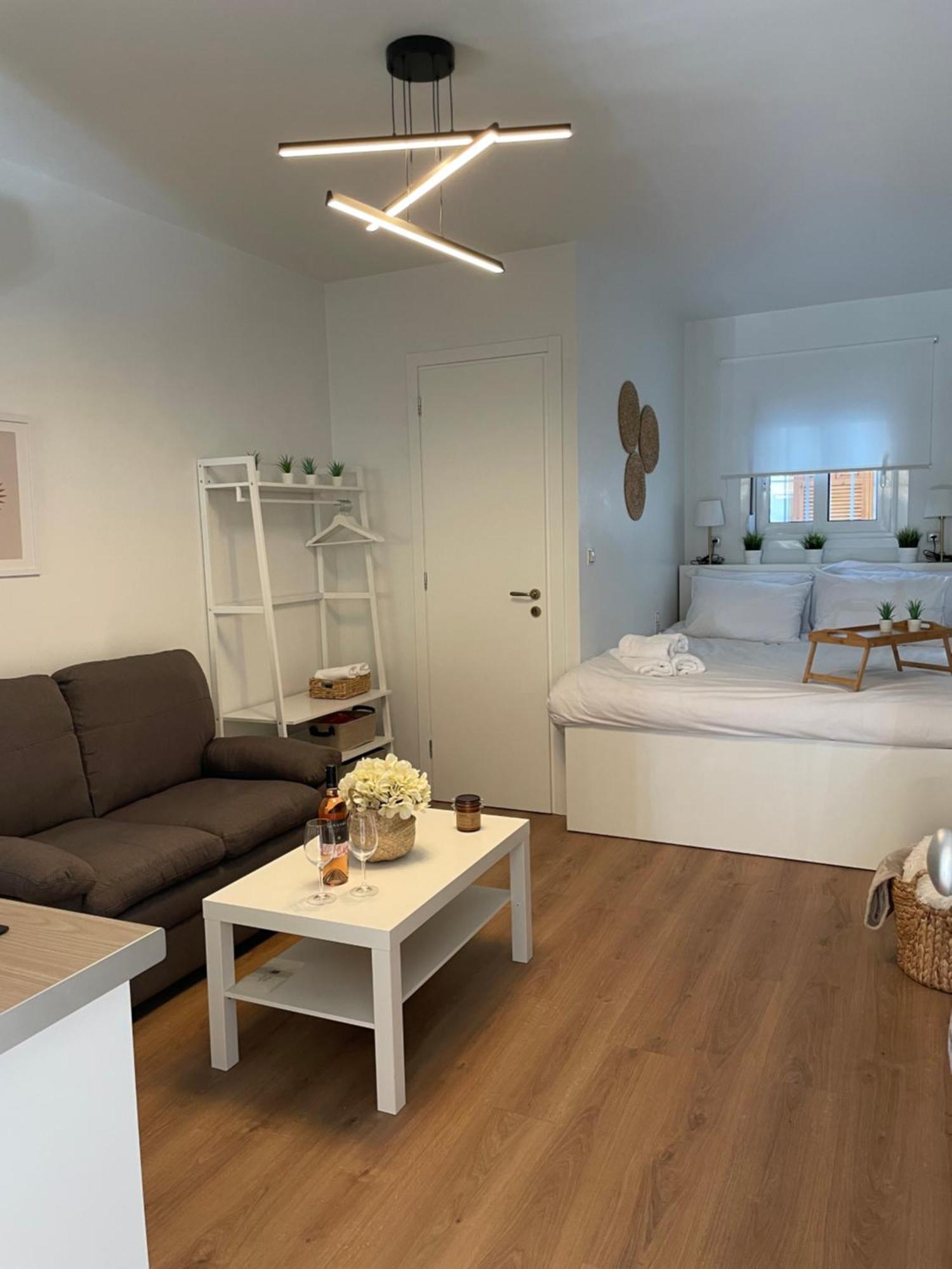 Persephone Stay Inn Elefsína Exteriér fotografie