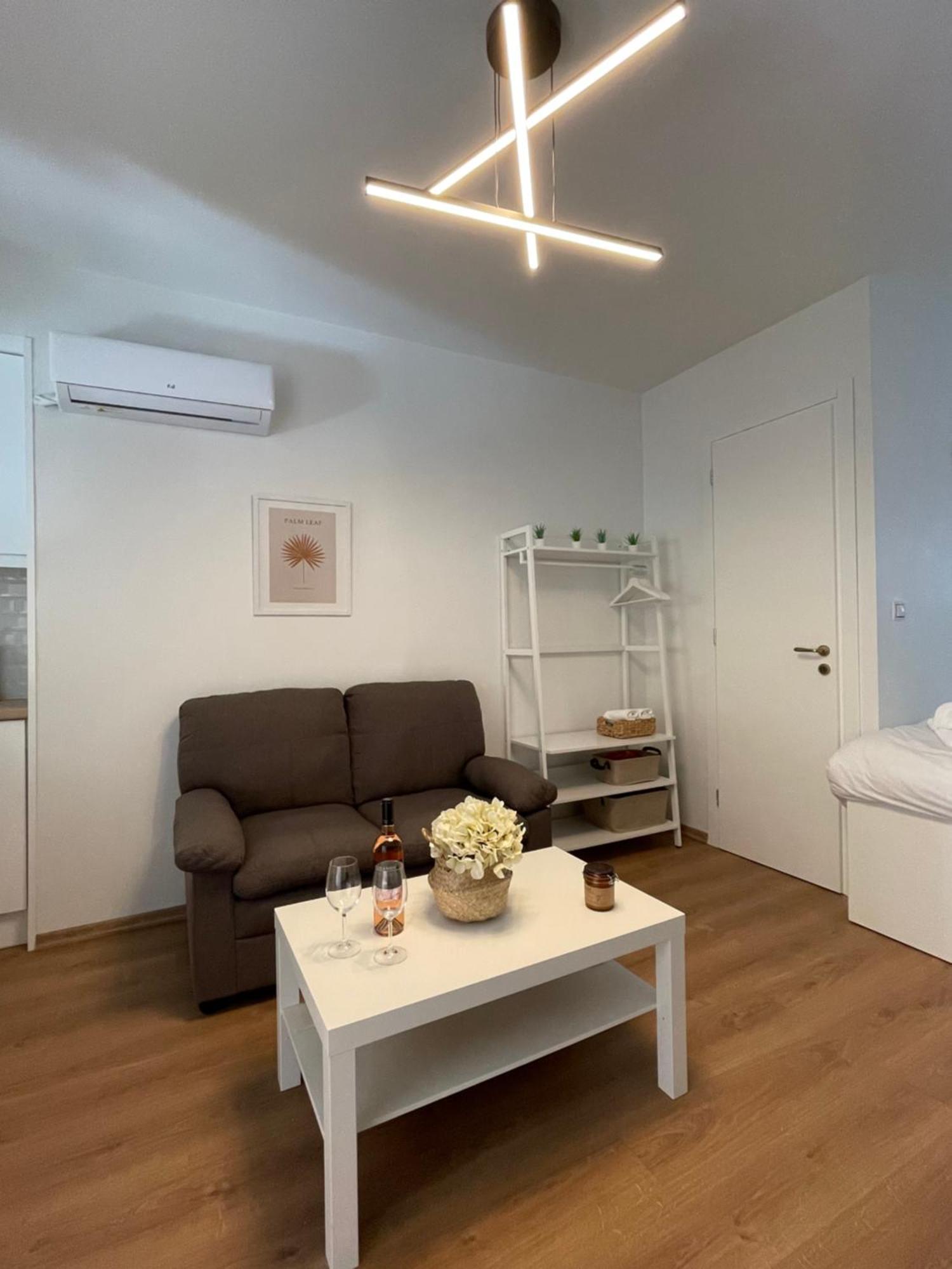 Persephone Stay Inn Elefsína Exteriér fotografie